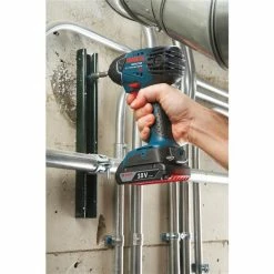 Bosch Hexagonal Impact Driver - 18 V - 1/4" -Bosch Tools Sales 2022 330609699 AlternateImage3 l